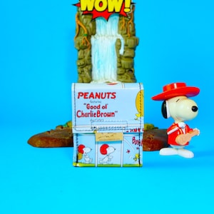 SNOOPY & PEANUTS Sigarettenkoker Stripboek Upcycled Uniek Item