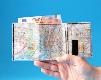 BERLIN CENTER City map wallet upcycling on-off