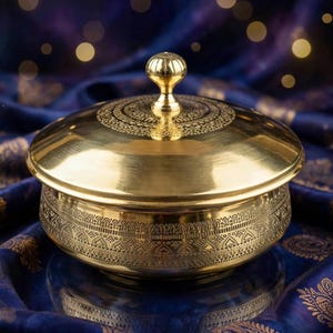 Lagan en laiton artisanal, ornement en métal indien gaufré, cadeau de mariage traditionnel