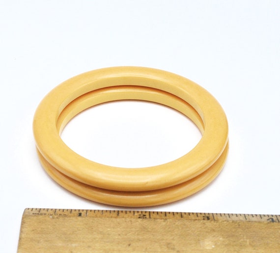 Two butterscotch Bakelite Bangles mustard yellow … - image 4