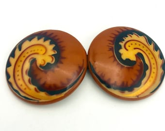 Modern Abstract Sculptural Art Shape Swirl Spiral Hippie 80s  display picture 1