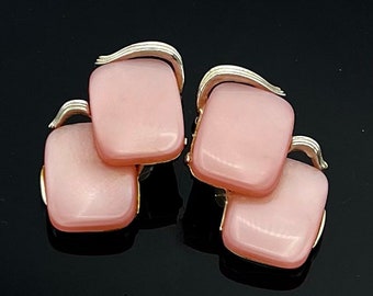 Pink Lisner Earrings thermoset plastic silver tone  clip on earrings