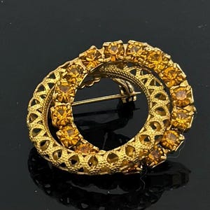 Orange rhinestone  Brooch Yellow orange double circle  crystal  gold tone metal mid century wreath pin