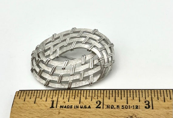 Crown Trifari woven oval Brooch brushed  Silver t… - image 6