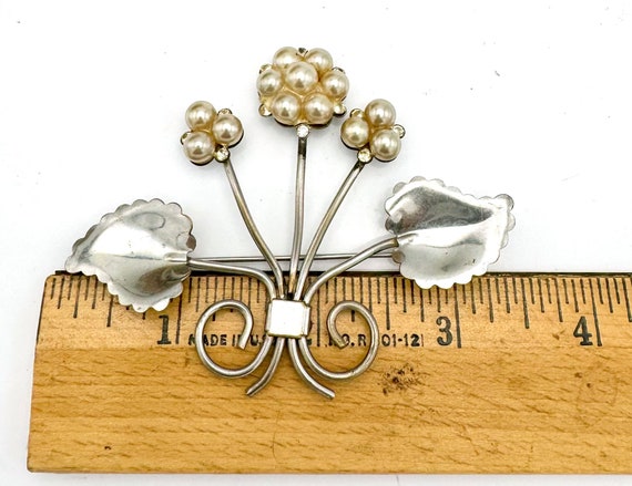 Large Flower Brooch   offWhite Pearl   silver flo… - image 8