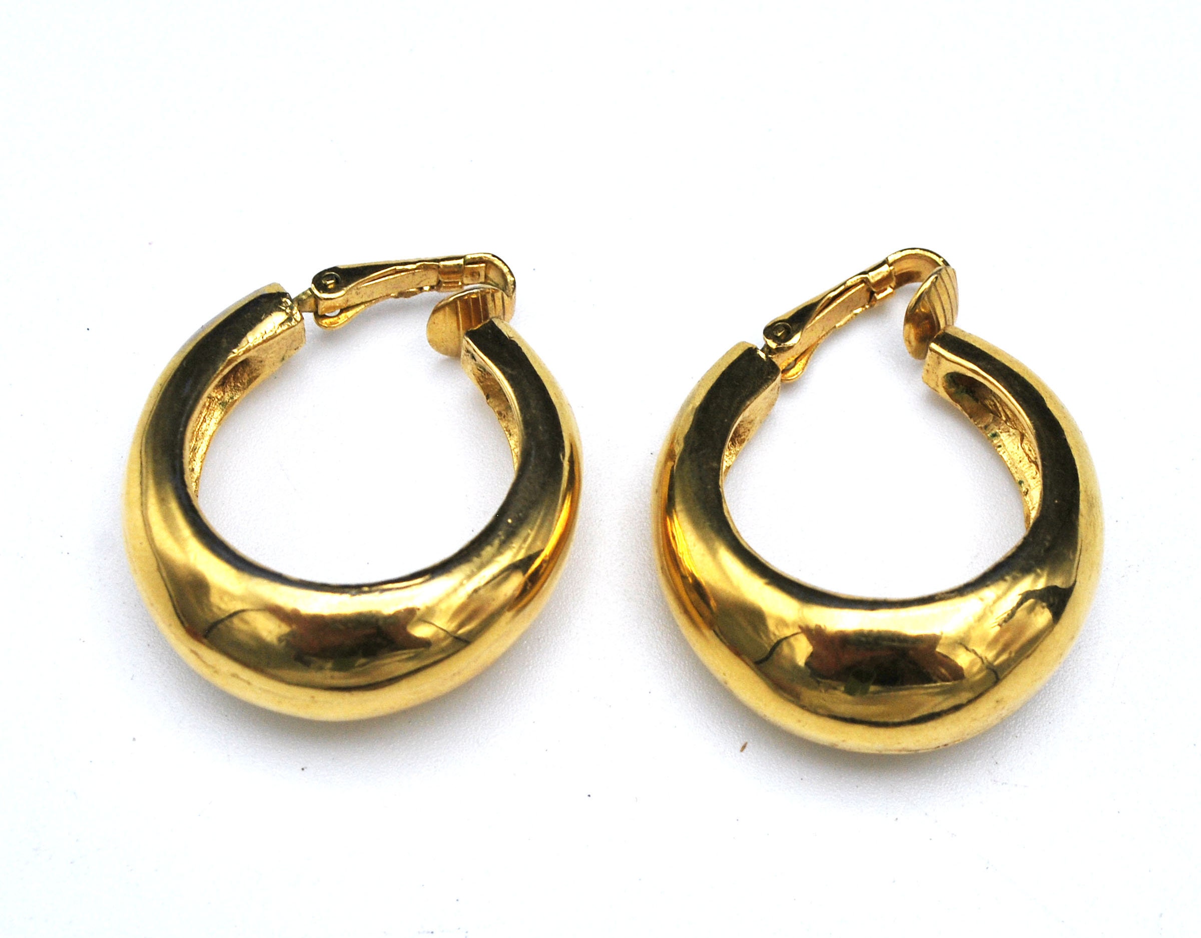 Trifari hoop best sale earrings