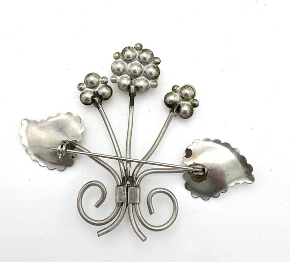 Large Flower Brooch   offWhite Pearl   silver flo… - image 4