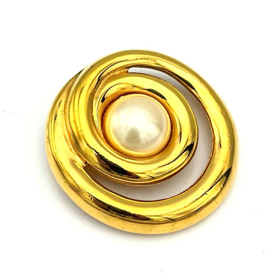 Pearl gold  brooch signed  liz claiborne  gold sw… - image 3