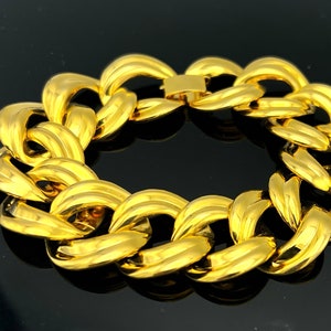 Gold chain Bracelet  mid century chunky  Gold cable   links bangle