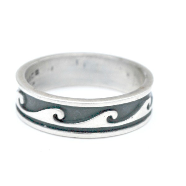 Sterling Silver wave Band Ring  black oxidization ocean wave  design Mexico   size 8