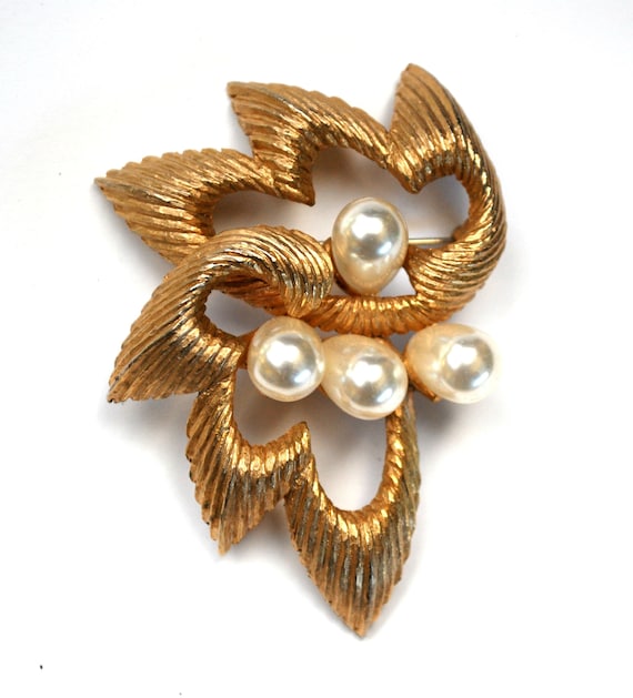 Pearl Gold Brooch Signed Marvella Abstract floral 
