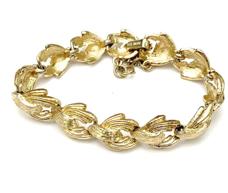 Gold Link Bracelet Gold Swirl Chain Link Bangle Safety Etsy