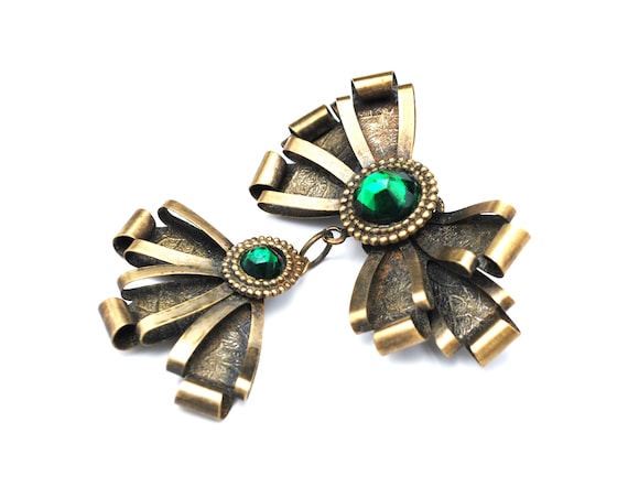 Brass Dangle Bow Brooch green glass rhinestone Ar… - image 2