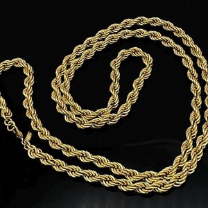 Monet Necklace  gold  twisted chain 30 inches necklace