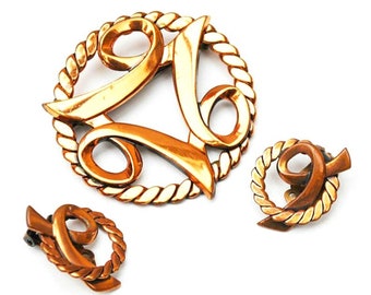 Copper Brooch earring set  swirl Celtic knot  Modernistic Abstract  clip on earrings pin