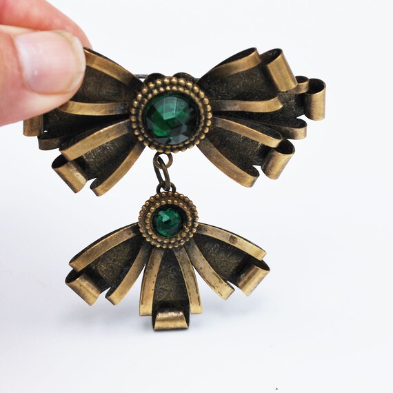 Brass Dangle Bow Brooch green glass rhinestone Ar… - image 5