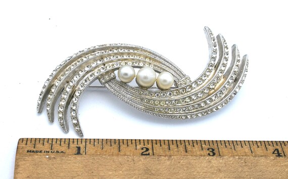 Pearl rhinestone Bar  Brooch 1940 signed ORA swir… - image 5