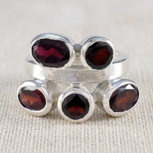 Garnet Ring, 925 Sterling Silver Cluster Ring, Round Oval Gemstone Bubble Ring, Multi Stone Statement Ring, Gift for Her