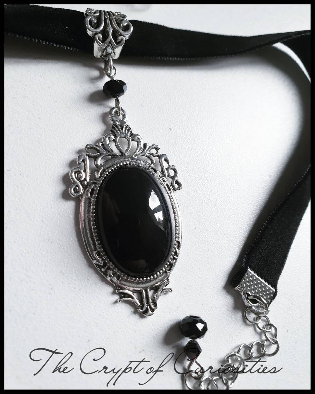 Gothic black onyx cameo velvet choker.