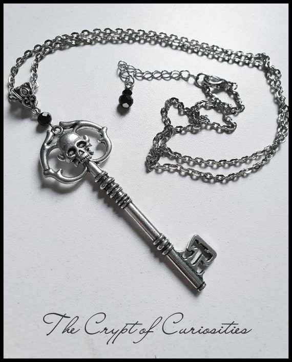 Gothic Antique Silver Skeleton Key Necklace. Etsy