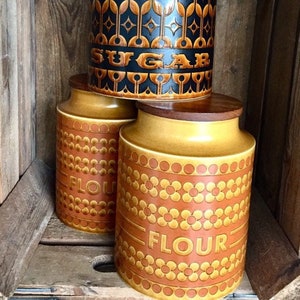 LARGE vintage Hornsea Pottery storage jars. Each sold separately. Made in England in the 1960s & 70s. Highly collectable, in v g condition.