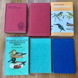 Vintage vogelboeken. Diverse titels allen uitgegeven in de jaren 60 en 70. Prachtige kleurenplaten. Geweldig cadeau voor elke vogelaar of verzamelaar.