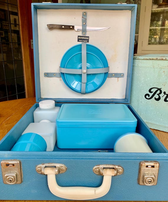 Vintage Sirram picnic set for two people. Hard ca… - image 1