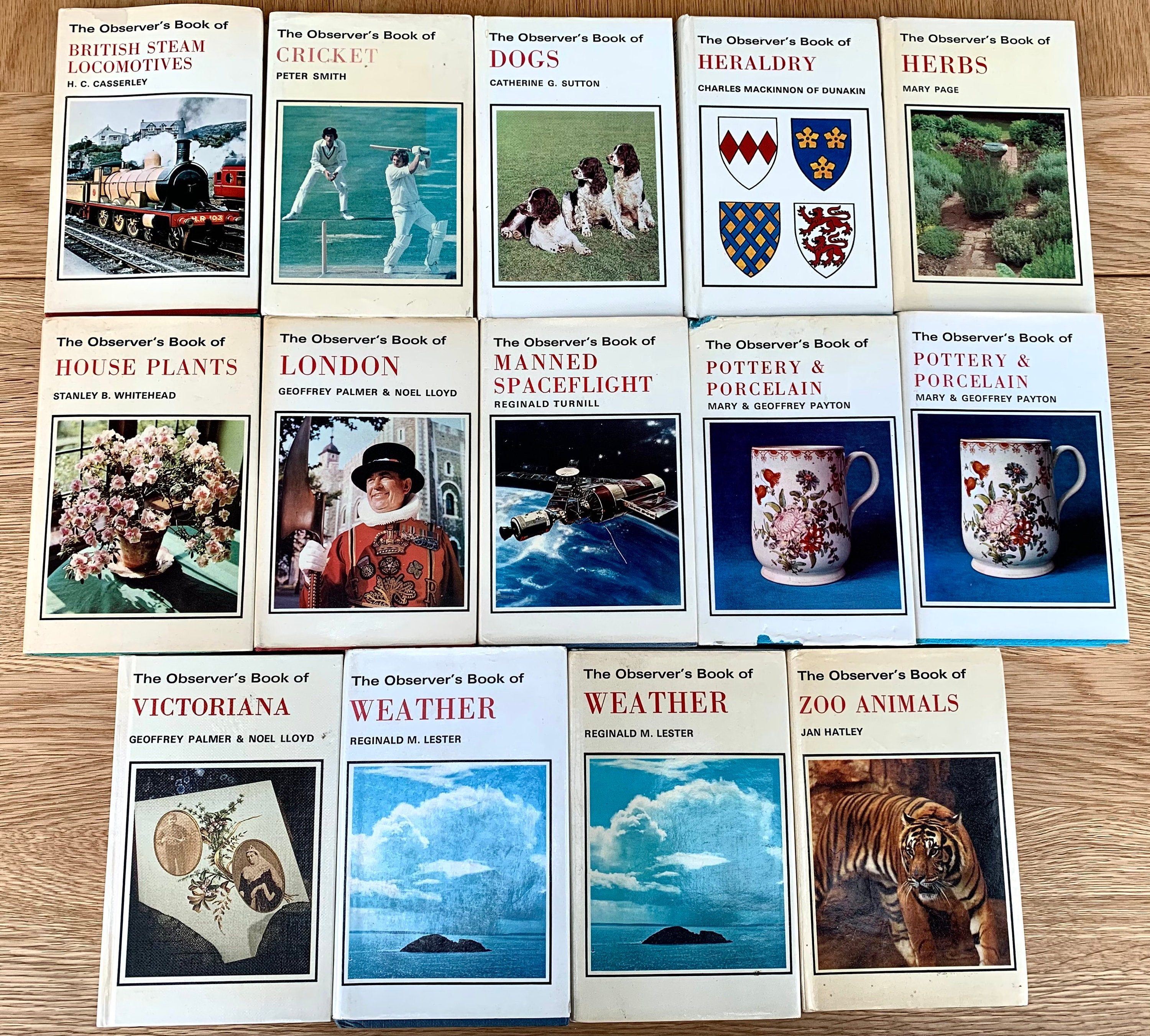【27冊セット】洋書　雑誌　ニードルワーク＆クラフト アメリカ 英語1983年～ Vintage Observer's Books. Various Titles - Published in the 1960s