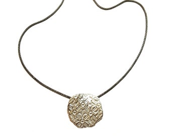 Organic Shape with Antique Patterns silver pendant