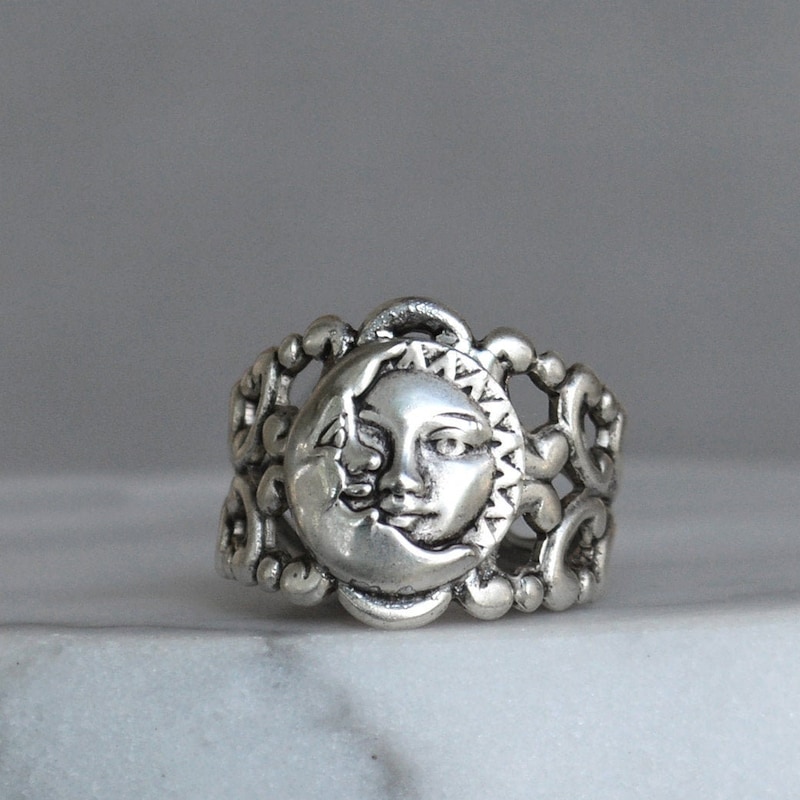 Sun and Moon Ring - Etsy
