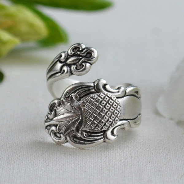 Pineapple Spoon Ring,  Spoon Rings, Spoon Jewelry, Tropical Jewelry, Thumb rings, Gifts for her, silverware jewelry, pineapple rings