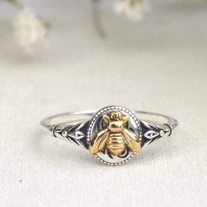 Mini Bee Ring, Pinky Ring,  Dainty Signet Ring, Minimalist Ring, Gold Bee Ring, 925 Sterling Silver