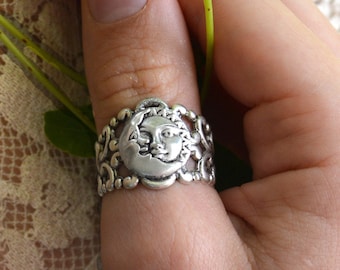 Moon and Sun Ring, Sun thumb Ring, Moon Face ring, Eclipse ring, Celestial Jewelry, Sunshine ring, silver plated