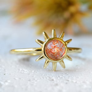 Gold Sun Ring, Sunstone Ring, Celestial Sun Ring, Tiny Sun Ring, Sunflower Ring, Stacking Ring, Sunrise Ring, Autumn Jewelry,