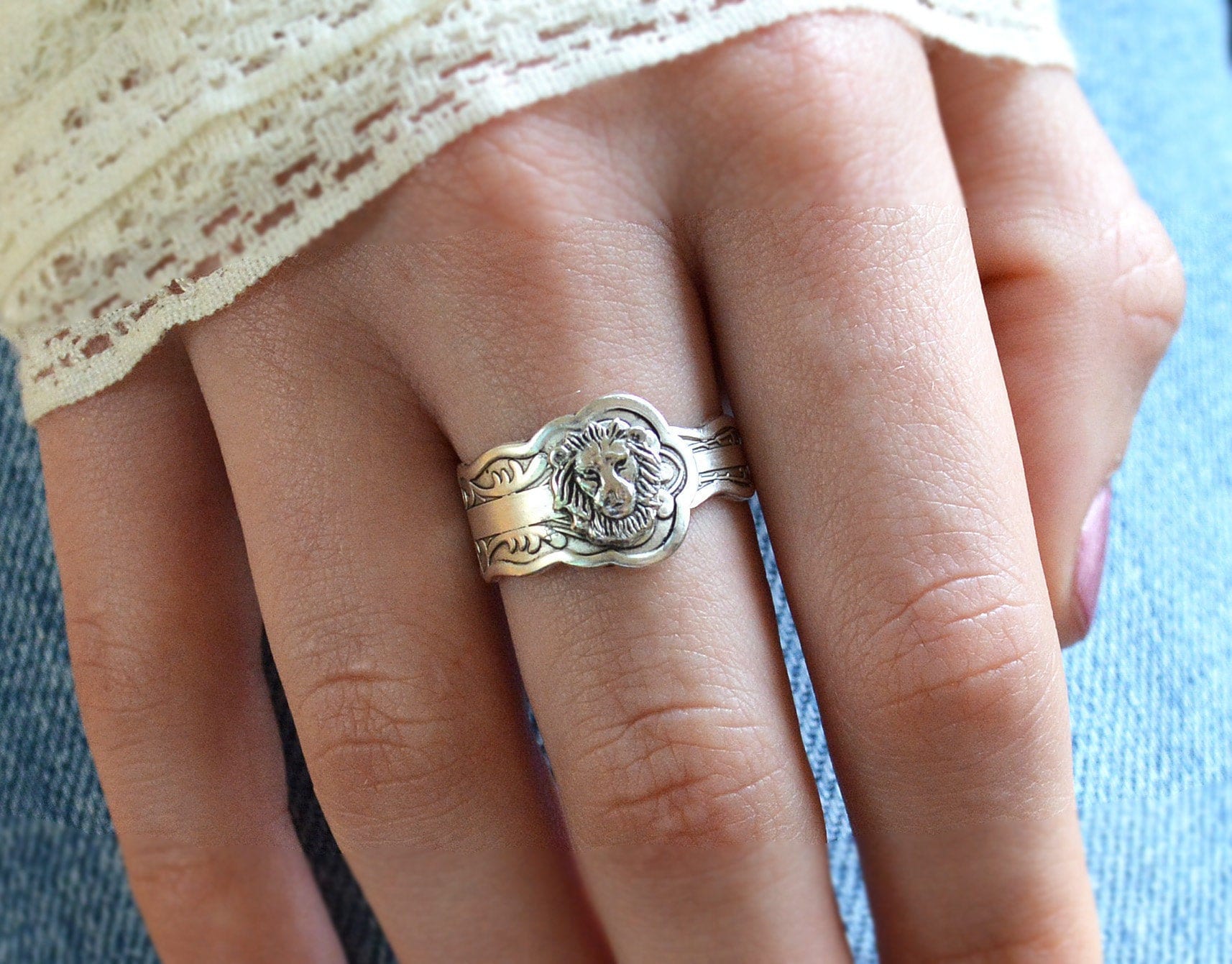 Hand of fatima spoon ring sale