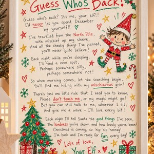 Op de afbeelding: Een ingelijste print met een handgetekende illustratie van een kerstelf en een gedicht getiteld Guess Who's Back. Het kunstwerk bevat kleurrijke tekeningen van sterren, harten, een versierde kerstboom en ingepakte cadeaus in rood en groen.