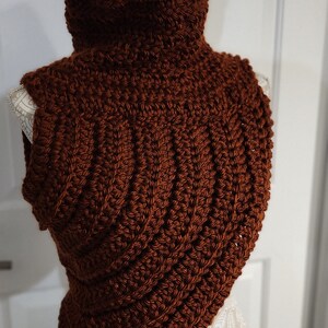 Crossbody Cowl