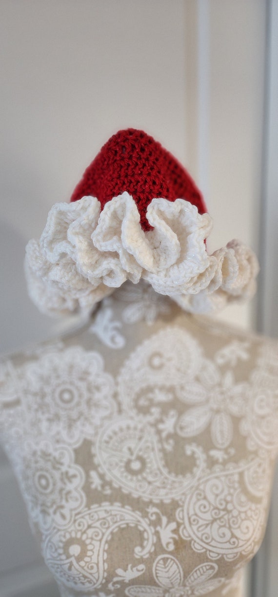 Mrs. Clause Ruffle Hat - Etsy display picture 2