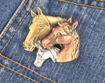 Horse Family Brooch