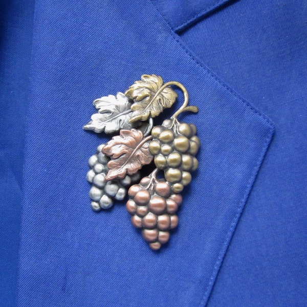 Grapevine Brooch- Wine Lover Gift- Wine Tasting- mixed metal jewelry