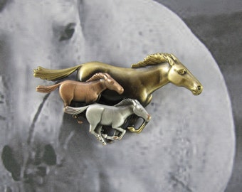 Horses Brooch- Running Horses- Wild Horses- Horse Lovers Gift- Equine