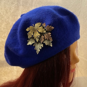 Maple Leaf Jewelry- Maple Leaf Pin- Maple Leaf Brooch- Leaves Jewelry- Fall Leaves- Autumn Leaves- Hat Pins for Women- Pocketbook Pins-