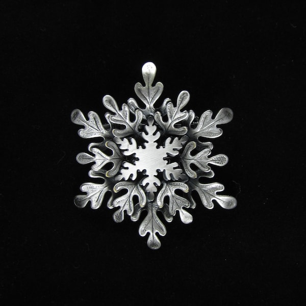 Snowflake Pin- Snowflake Brooch- Snowflake Jewelry- Winter Brooch- Seasonal Jewelry- Christmas Gift- Hat Pins for Women- Pocketbook Pins-