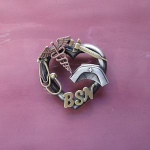 PIN BSN - Broche BSN - Regalo de enfermera - Regalo de graduación - Ceremonia de colocación de alfileres