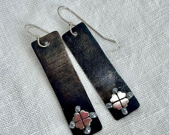 Silver Earrings - Four Leave Clover - Sterling Silver - Gray and Black