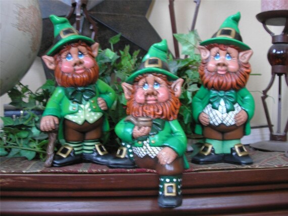 St Patrick's Day Shamrock Lephrechaun With a Shalalee - Etsy