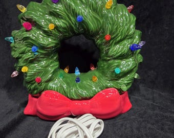 Ceramic Wreath with colorful lights and light bulbs included