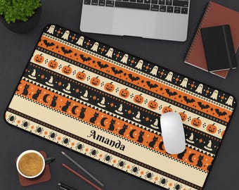 Personalisierte Schreibtischunterlage mit Halloween-Geistern, schwarzen Katzen und Kürbissen | Gruseliges Mauspad