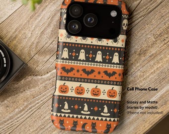 Individuelle Halloween-Handyhülle im Fair-Isle-Stil | Kürbis-, Fledermaus- und Geistermotiv (MagSafe)