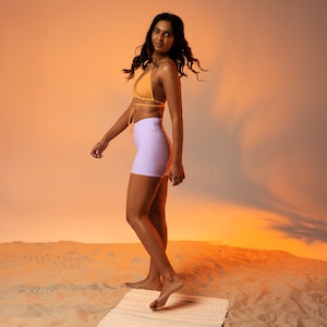Lavendel yogashort, bikershort, pastelkleurige bikershort, gymoutfit, bijpassende sportkleding, sportkleding dames